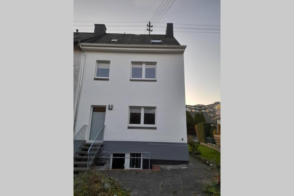 Hinter Burg, Haus Mit Garten Mayen Esterno foto