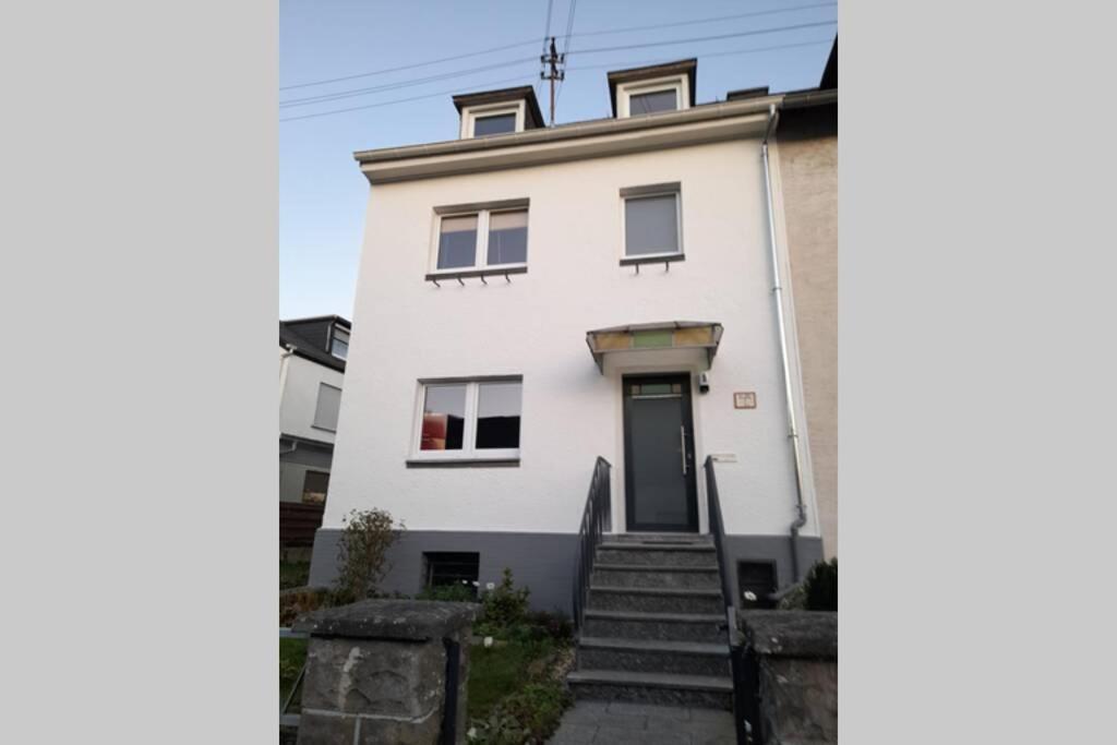 Hinter Burg, Haus Mit Garten Mayen Esterno foto