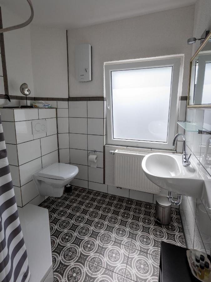 Hinter Burg, Haus Mit Garten Mayen Esterno foto