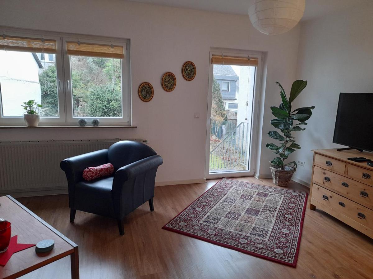 Hinter Burg, Haus Mit Garten Mayen Esterno foto